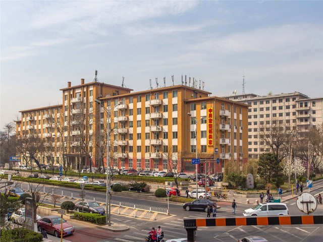 附近哪里有平板电脑视窗防护镜片销售厂家